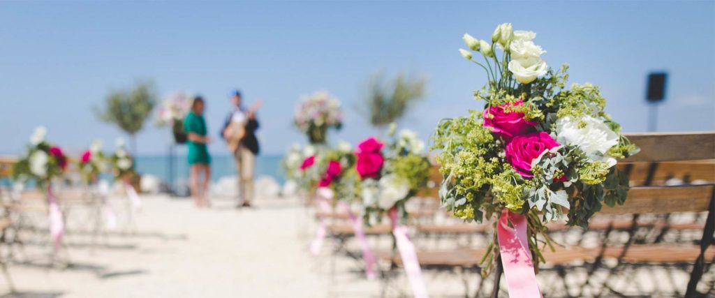 beach wedding in Greece planner